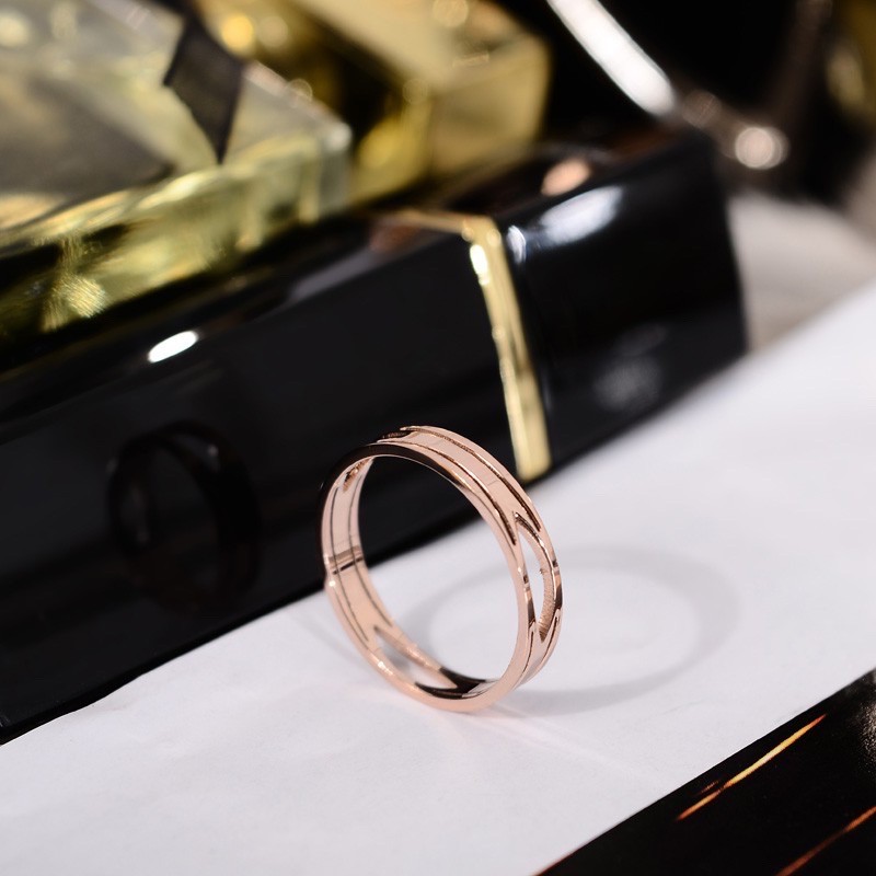 Cincin Stainless Steel / Titanium Anti Karat Wanita Mini Korea Motif Simpel Elegant Rose Gold CK064