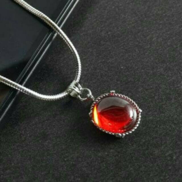 Kalung Wanita Liontin Batu Merah Siam