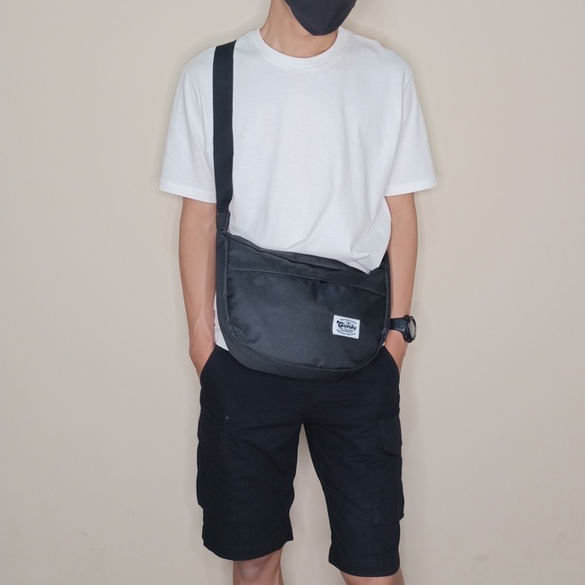 [ Best Seller ] Tas Perahu Tas Pria Selempang Sling Bag Sedang