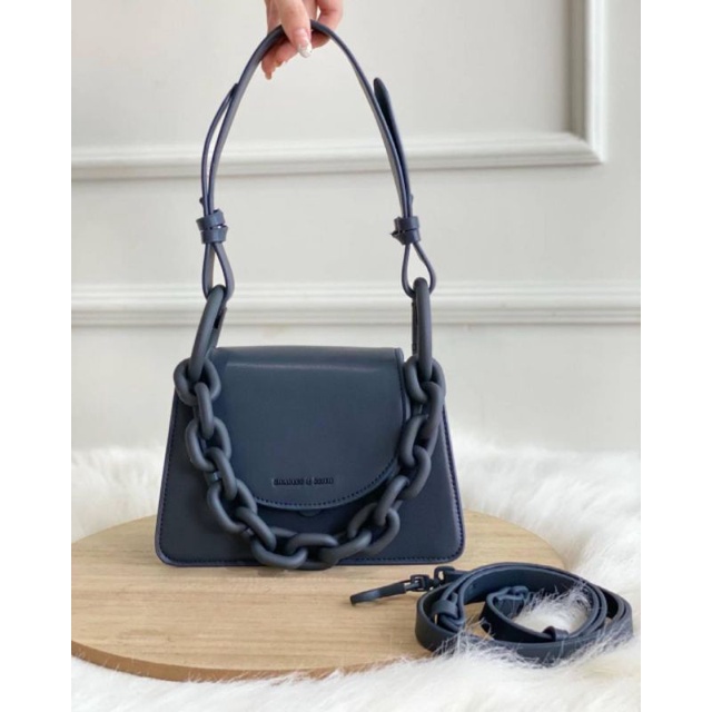 TAS BRANDED CHARLES AND KEITH ORIGINAL MURAH