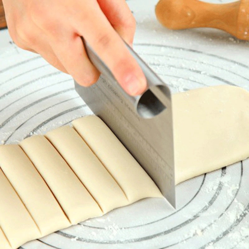 SCRAPER Stainless FONDANT SCRAP KUE PIZZA CHEF CUTTER PISAU BAKERY CAKE / Spatula Scraper Kue Tart