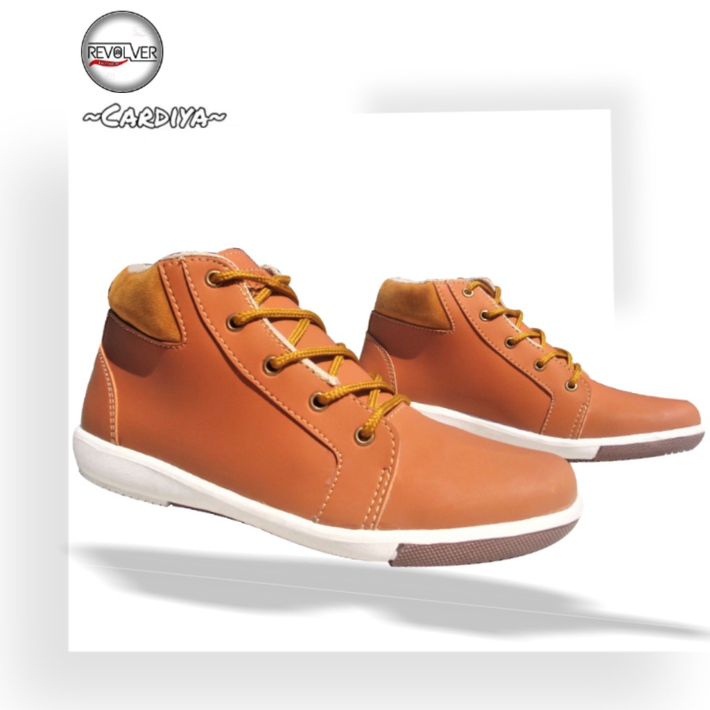 SALE Sepatu  Casual  Pria  Termurah revolver cardiya 