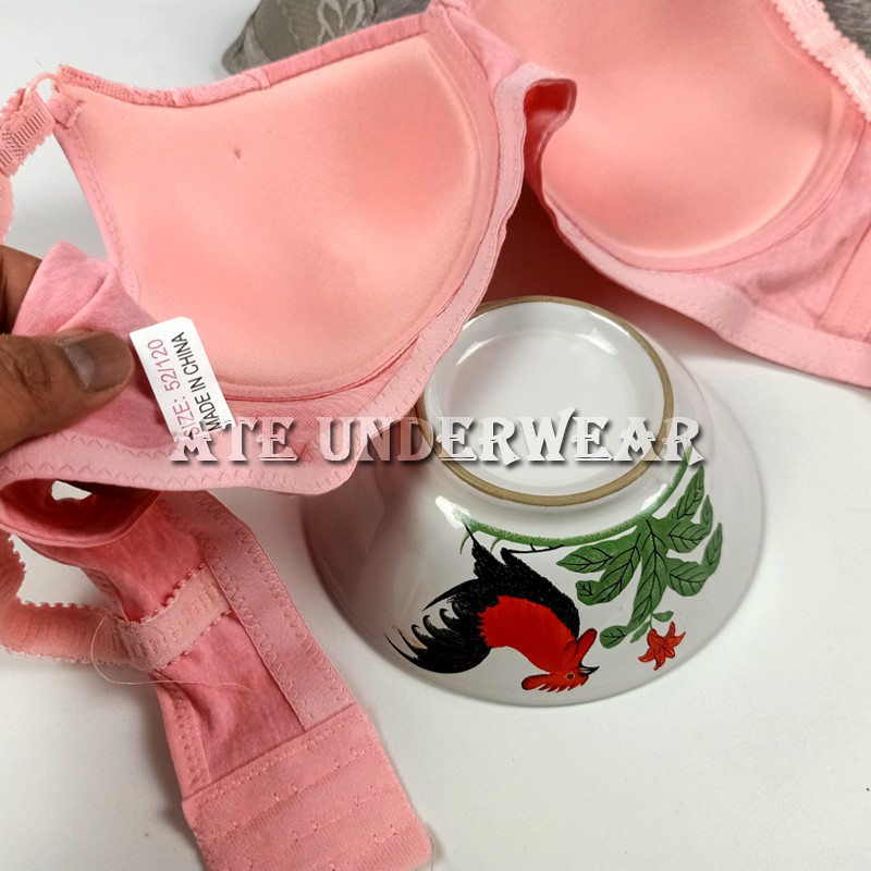 AT47-GEURA Bra Busa Jumbo-Bra memakai busa tanpa kawat size 46 48 50 52