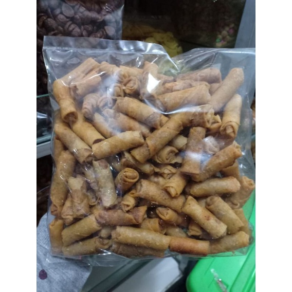 

sumpia/ebi/makanan ringan/kue kering