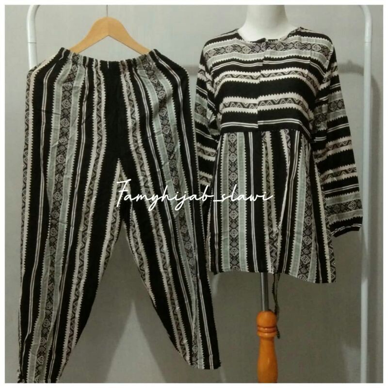 ONE SET SALUR MALIKA by FAMY HIJAB SLAWI