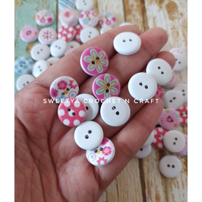 KANCING KAYU/KANCING MASKER/KANCING LUCU