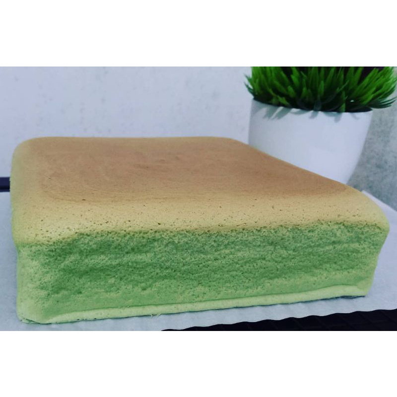

Pandan ogura cake