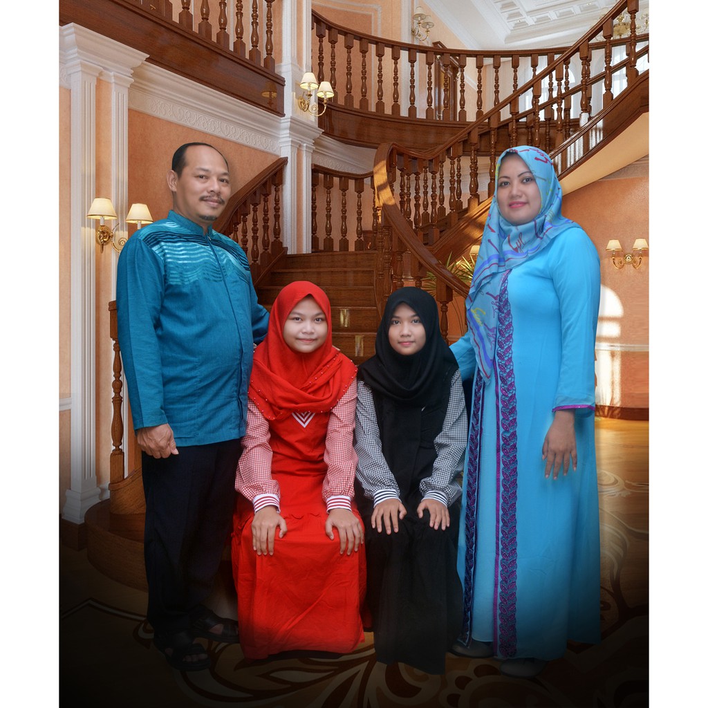 Jasa Edit Foto Keluarga / Ganti Background