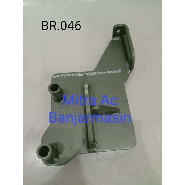 BRAKET COMPRESOR AC HINO 500 SANDEN