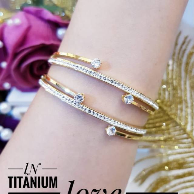 Titanium gelang 2307j