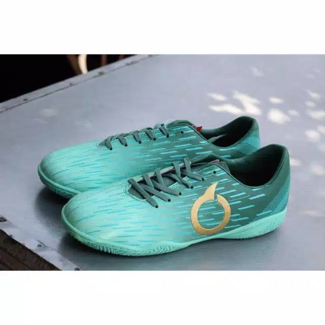 Sepatu futsal ortus original