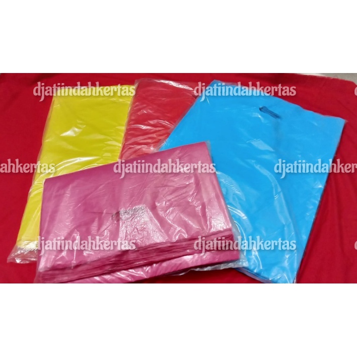 

Plastik happy bag ukuran (30 x40) isi 100 lembar