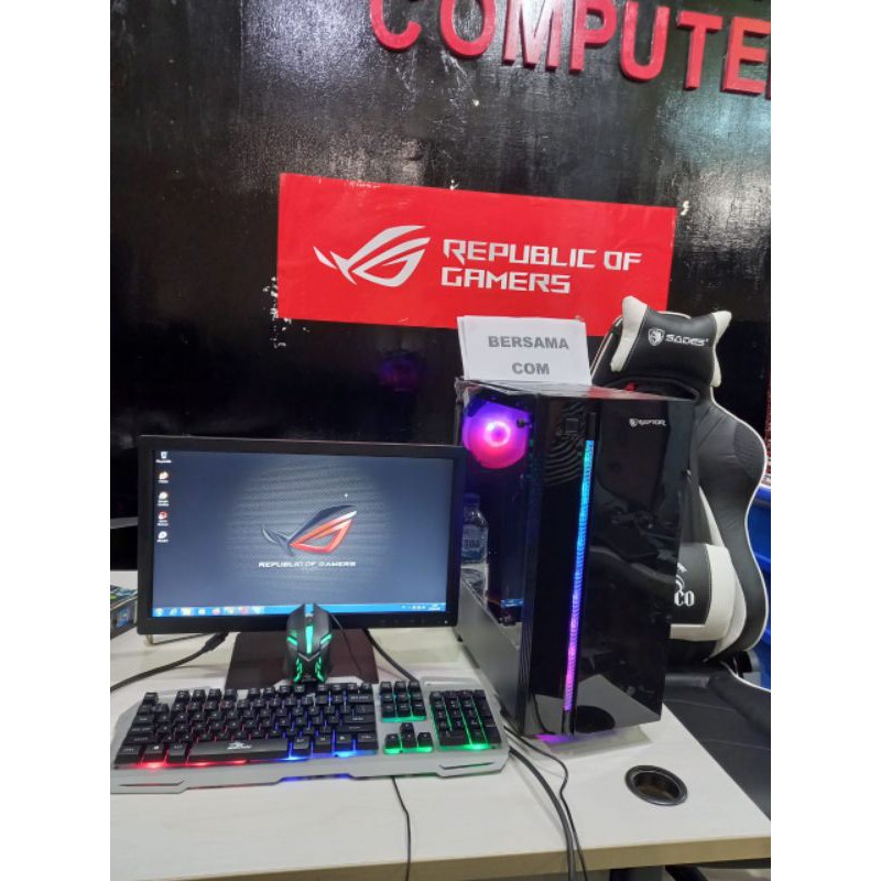 PC gaming core i7  ram 8gb vga tx 550 monitor keyboard mouse siap pakai