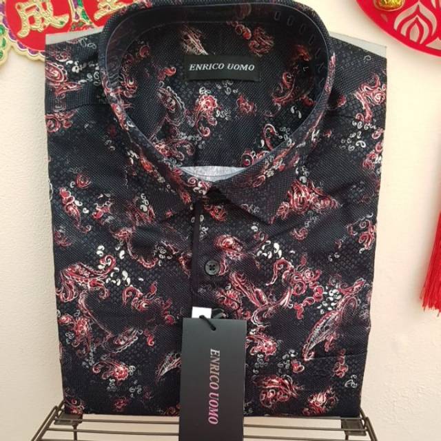Kemeja cowok merek ENRICO UOMO bahan katun halus kualitas original dari korea,kemeja lengang pendek