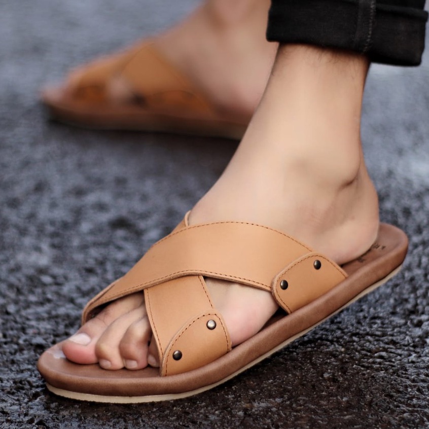 MOLK|Sandal Pria Kulit Asli Casual Kasual Santai Jalan Cowok Terbaru Sendal Pria Murah Footwear