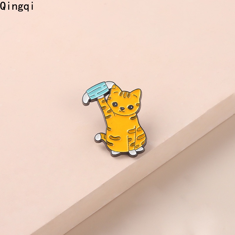 Bros Pin Enamel Bentuk Kartun Hewan Kucing Untuk Anak