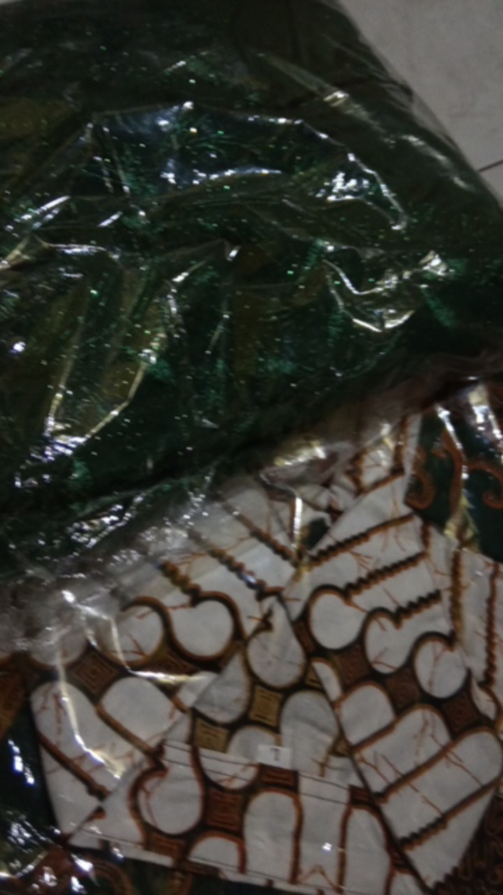 Couple Set Batik Kebaya Brokat | Set Pinguin Filya