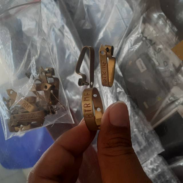 Gelang kaki segel kaki wing band ayam bangkok pakhoy birma mangon bahan anti karat isi 10 biji