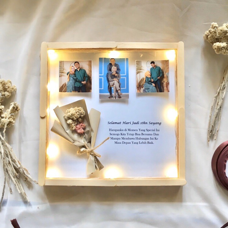 

GIFTBOX HAMPERS FLOWER IN FRAME PLUS LAMP | frame | kado murah | kado ulang tahun | kado anniv