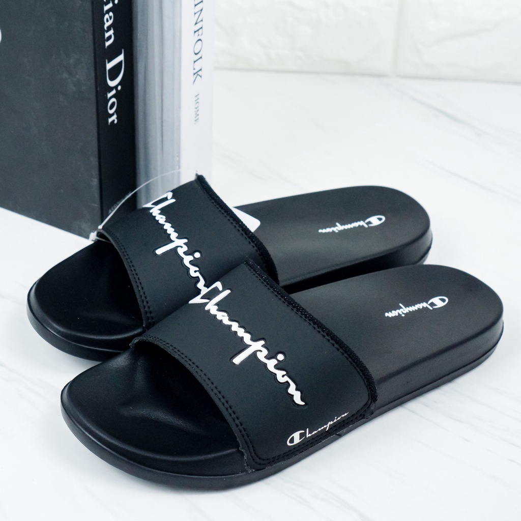 Sandal Pria Wanita Model Slide Terbaru Ringan &amp; Anti Air Licin