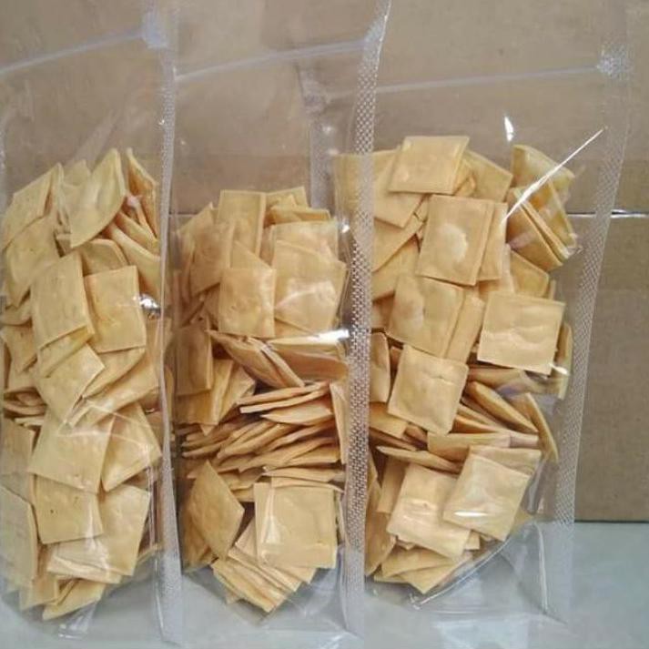 

Keripik Keju Chips Panggang Renyah Cemilan Sehat Diet Keto DEBM Kemasan Pouch 55gr