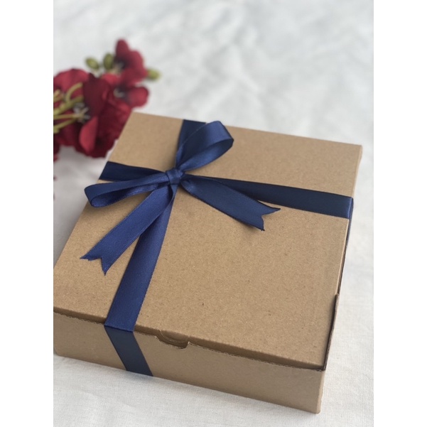

BOX HAMPERS UNTUK KADO