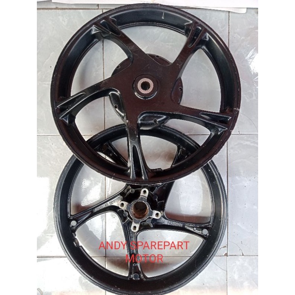 Velg Pelk Racing set Roda Depan Belakang Yamaha Mio Sporty Mio smile Mio Soul PNP X-Ride  / Original