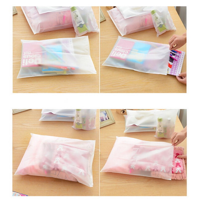 # Kaos T-Shirt Wanita Lengan Pendek Motif Print #1pc Tas Tempat Menyimpan Pakaian Dalam &amp; Kaos Kaki Model Anti-Air Untuk Traveling