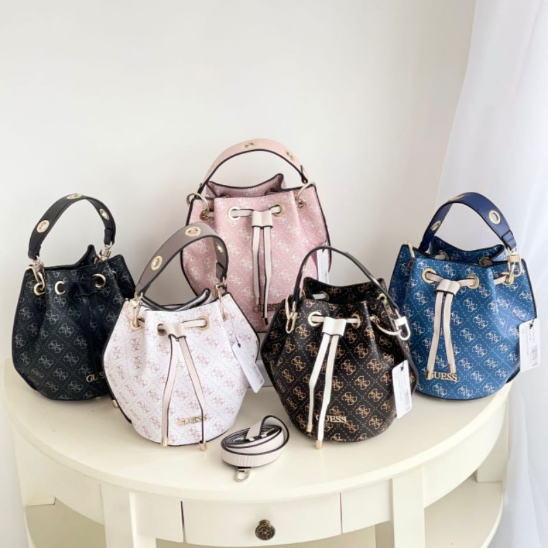 Guess Washington Logo Bucket Bag Original / Tas Guess Original / Guess Bucket Bag / Bucket Bag Guess