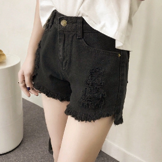  Celana  Pendek  Model  High Waist Desain Lubang Sobek Bahan  