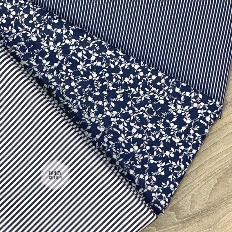 Kain Katun Jepang Motif Fancy Flower Navy Adem