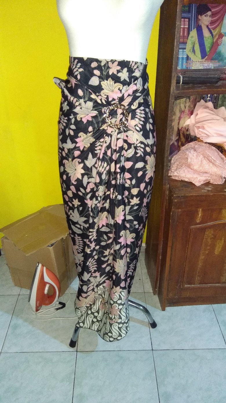 Wm>couple Bogenvil Hitam / Couple Keluarga / Couple Batik Langsung Dari Konveksi