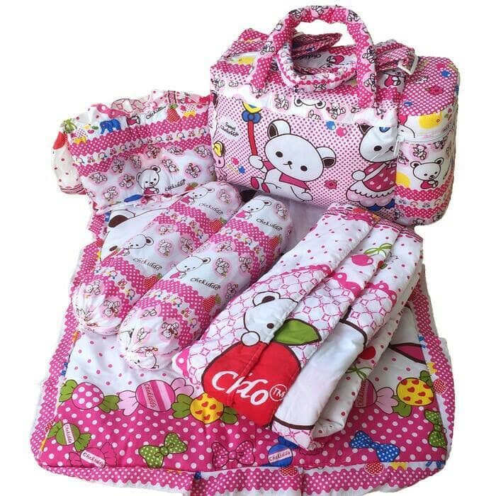 Tas Gendongan Bantal Guling Alas Tidur Bayi Set 4 in 1 Merk Chekiddo