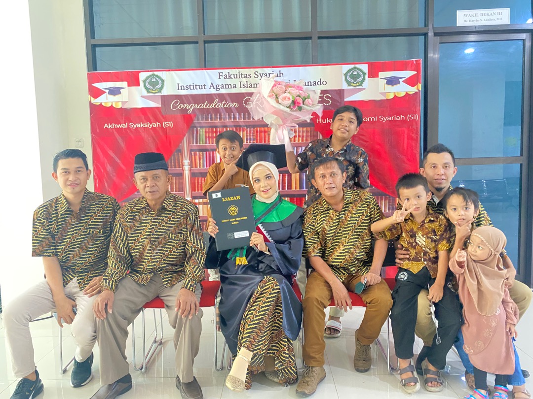Couple Batik Modern Kemeja Lengan Panjang Rok Wisuda Acara Seragaman Keluarga Kondangan