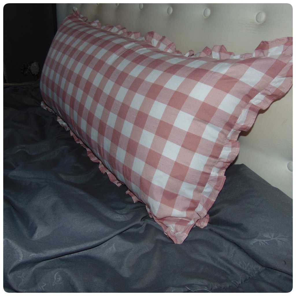 SARUNG BANTAL CINTA Rumbay Ruffle Ukuran Jumbo 45x95 cm Motif Kotak-kotak Gingham Estetik Kekinian dari Ismi Store