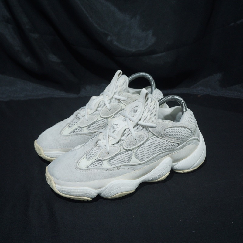 Sepatu adidas yeezy 500 premium bekas