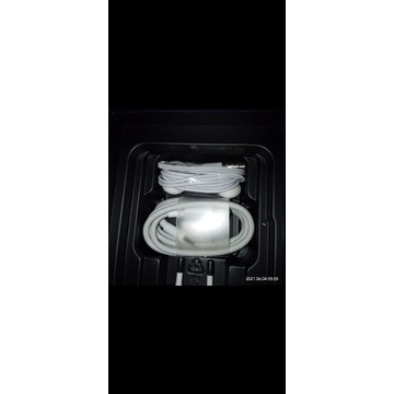 V20 SE second like new