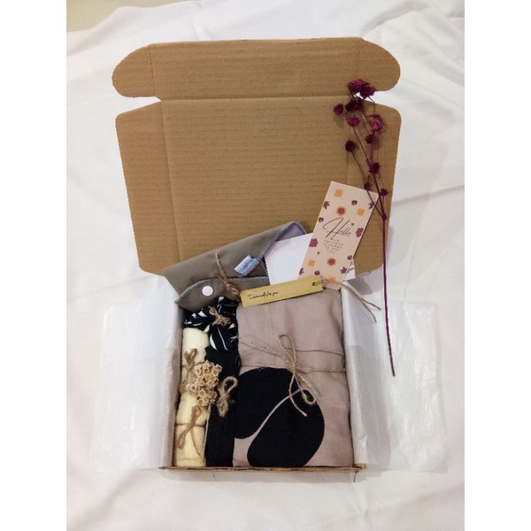 Paket Ibunda Jelita 2C - Hampers Lahiran - Hampers Ibu - Kado Lahiran