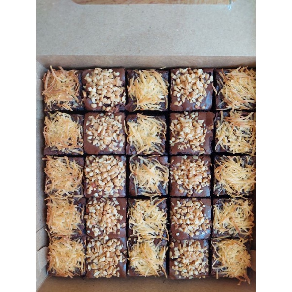 

FUDGY BROWNIES