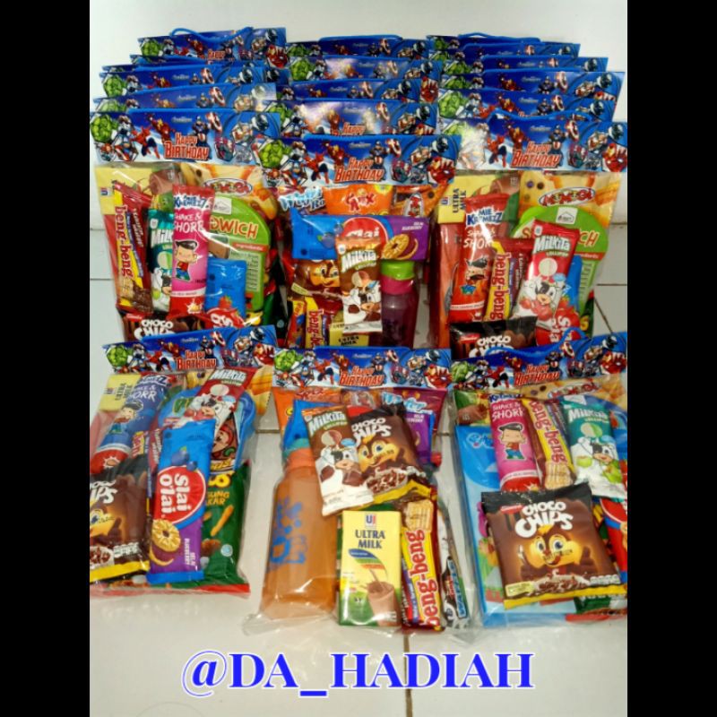 

Paket Snack+Sovenir Ulang Tahun