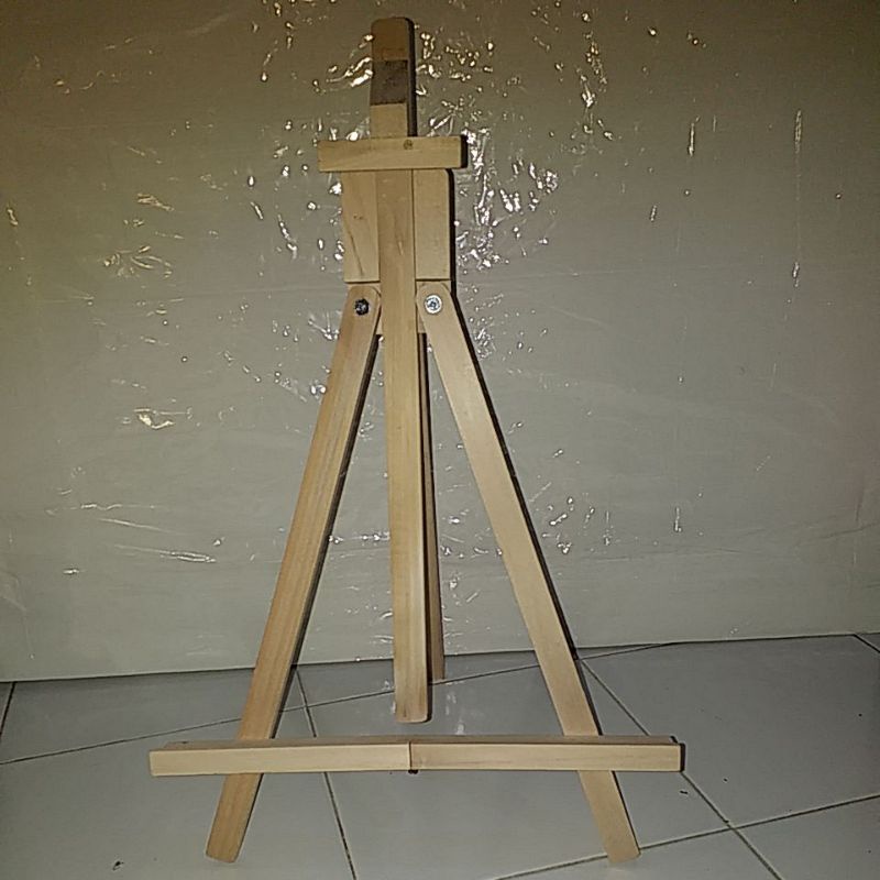 

Easel art tinggi 52cm