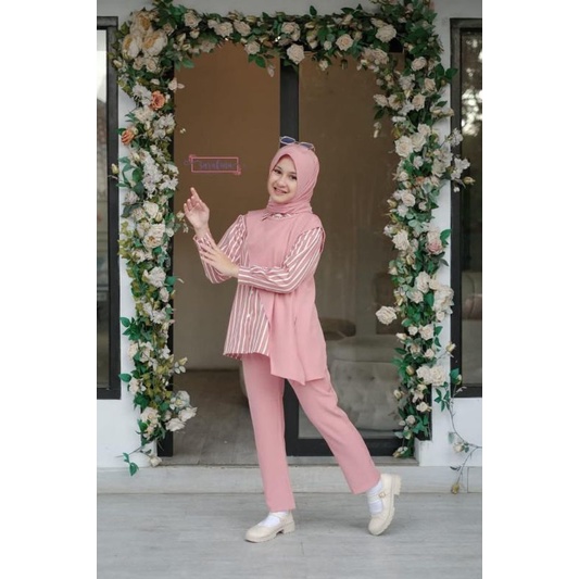 One set Nara Series by Sarafina