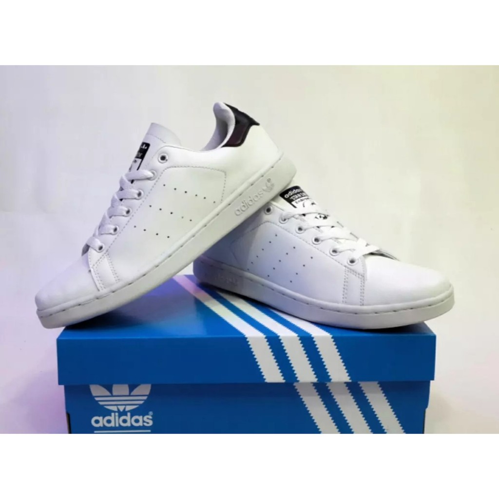 Sepatu Adidas76 Stan Smith Sepatu Pria dan Wanita Sepatu Sneakers Sepatu Casual Warna Putih Hitam