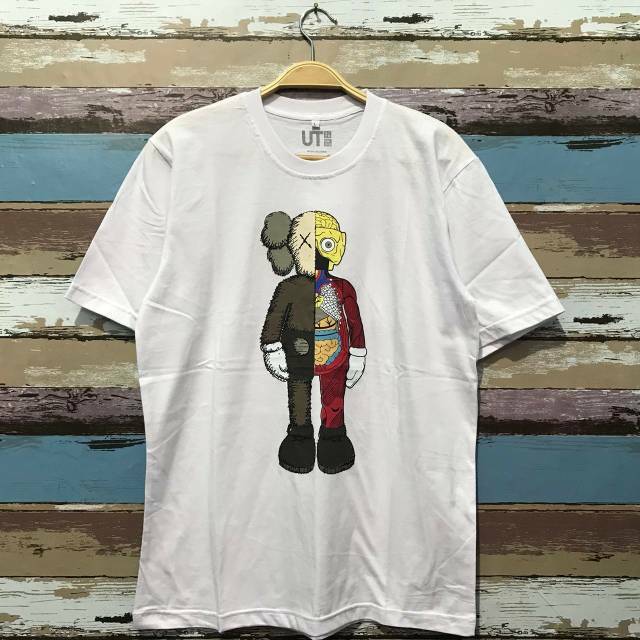 Kaos Uniqlo x Kaws Best Seller Premium Mirror Shopee Kaos Uniqlo x Kaws Best Seller Premium Mirror Shopee
