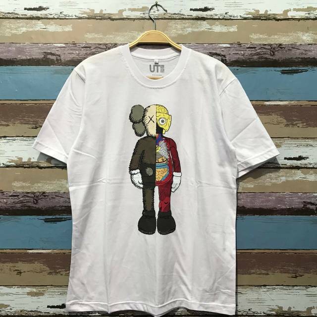  Kaos  Uniqlo  x Kaws  Best Seller Premium Mirror Shopee 