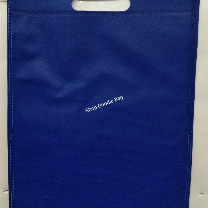 

TERLARIS Tas Spunbond Oval uk 25x35 / Goodie Bag / Tas kain Polos