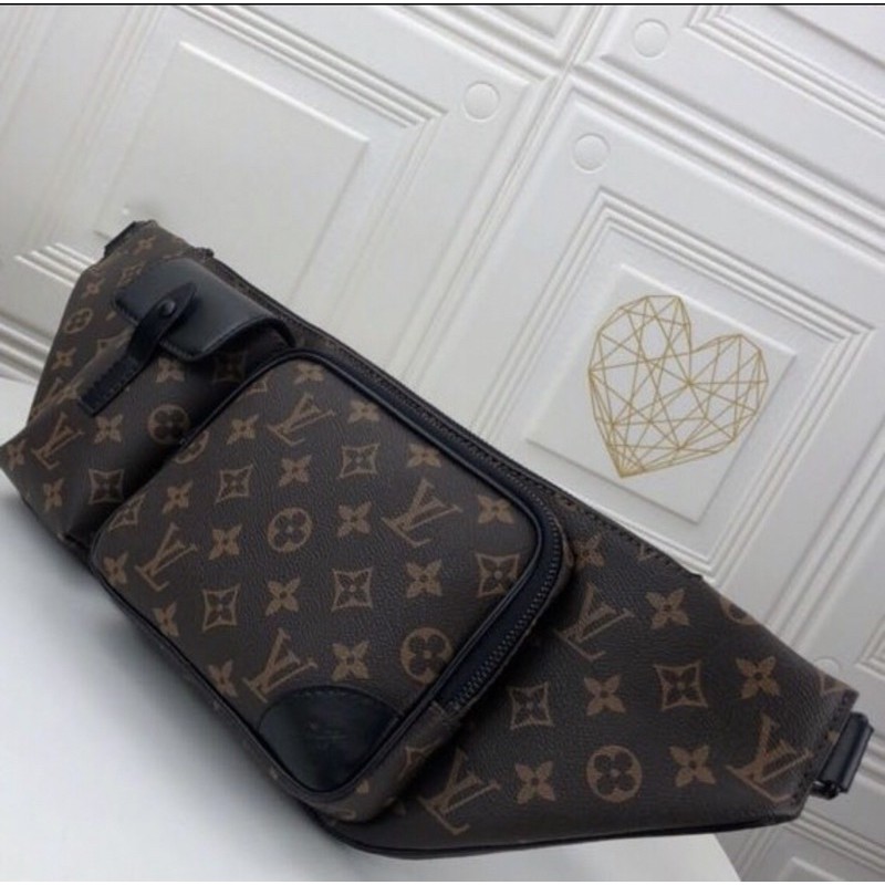 tas waist Bag Louis Vuitton model terbaru kwalitas super primium full set box paper bag