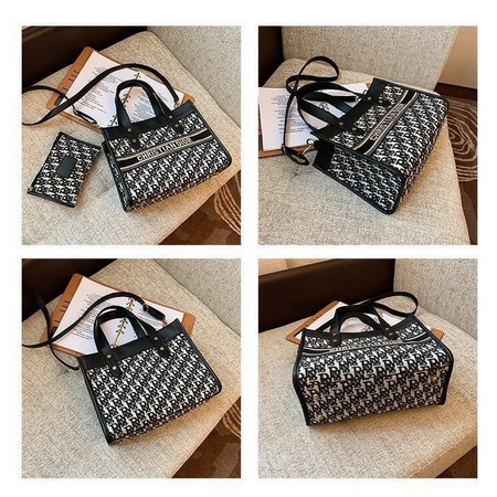 066 Fashion  Handbag Tas Selempang Wanita Import (1 KG MUAT 2)tas SHOULDER BAG Fashion Elegant wanita import terbaru 1kg bisa 2 tas import