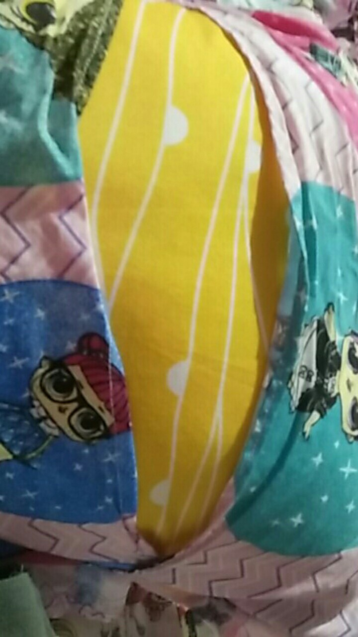 Bantal Imut 30x60 Isi Dakron Fiber Green