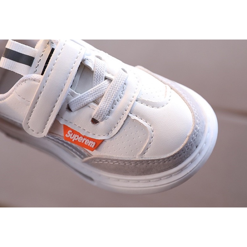 (HZ) Sepatu anak Led HZK65